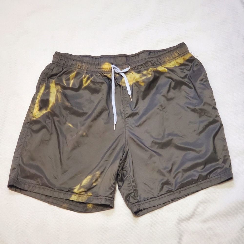 PacSun Playboy Tie Dye 6" Shorts Mens Large